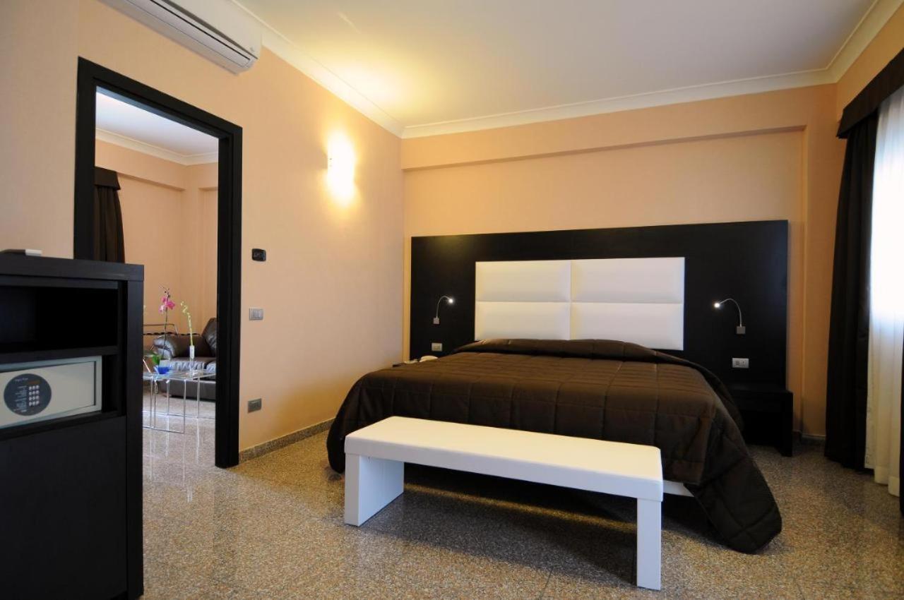 Eh Rome Airport Euro House Hotel 3*
