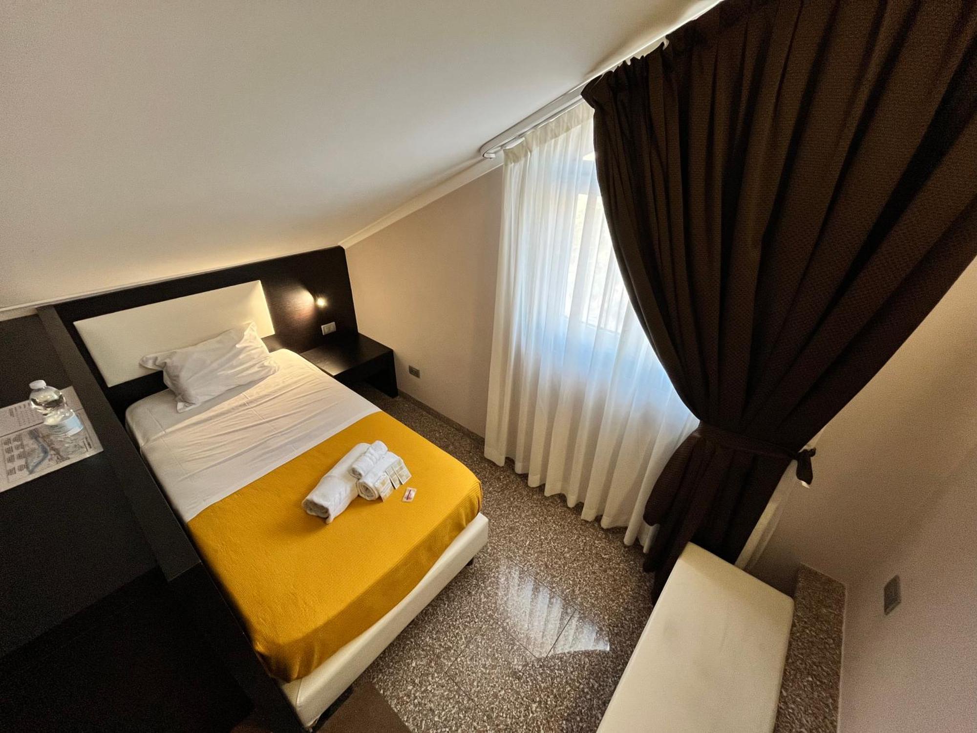 Eh Rome Airport Euro House 3*